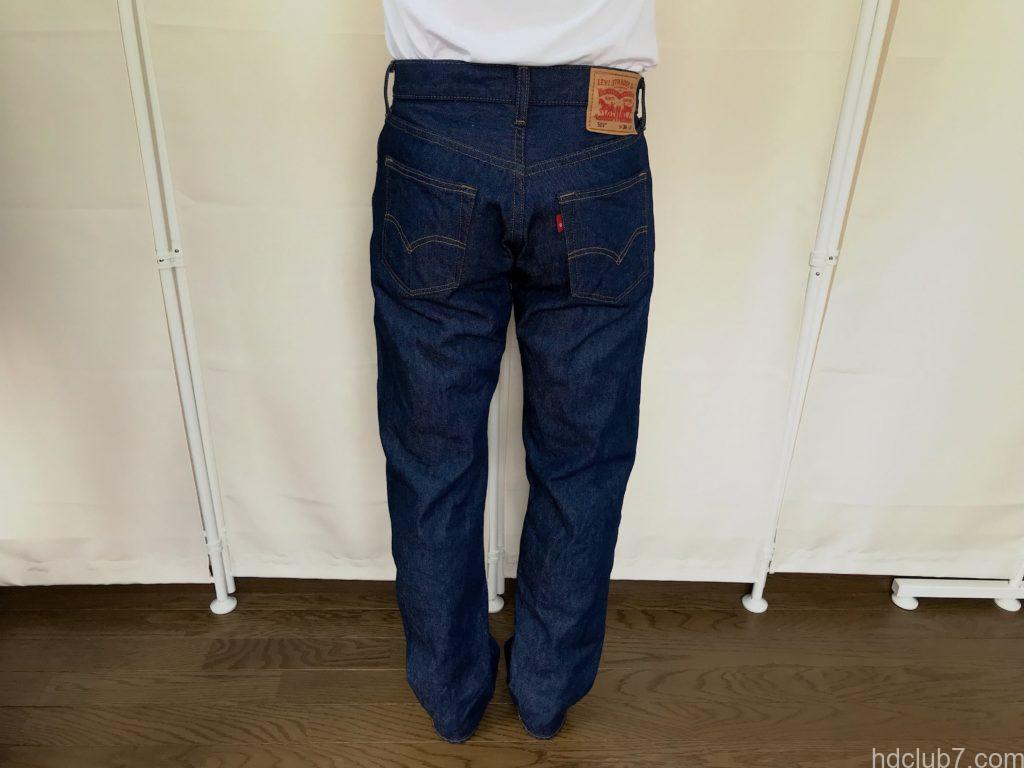 リーバイス501シュリンクトゥフィット初洗い後の着用画像