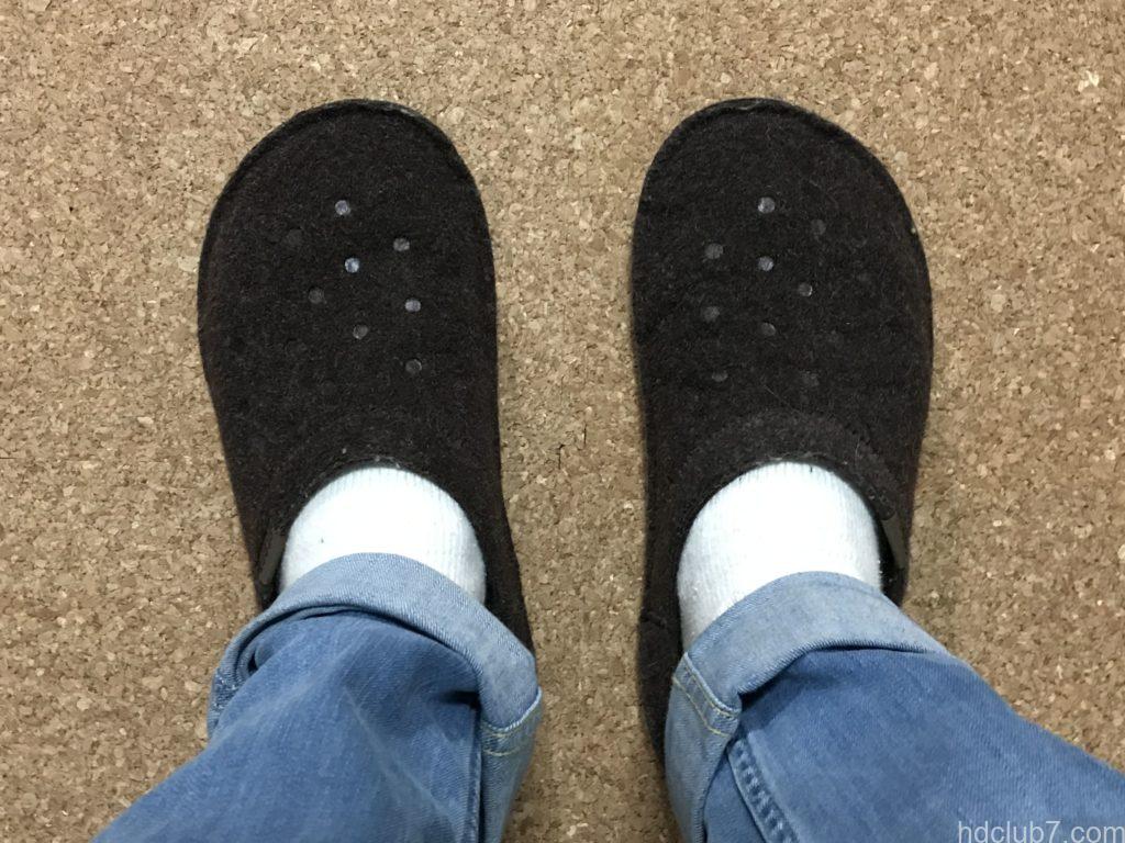 洗濯後のクロックスのクラシックスリッパ