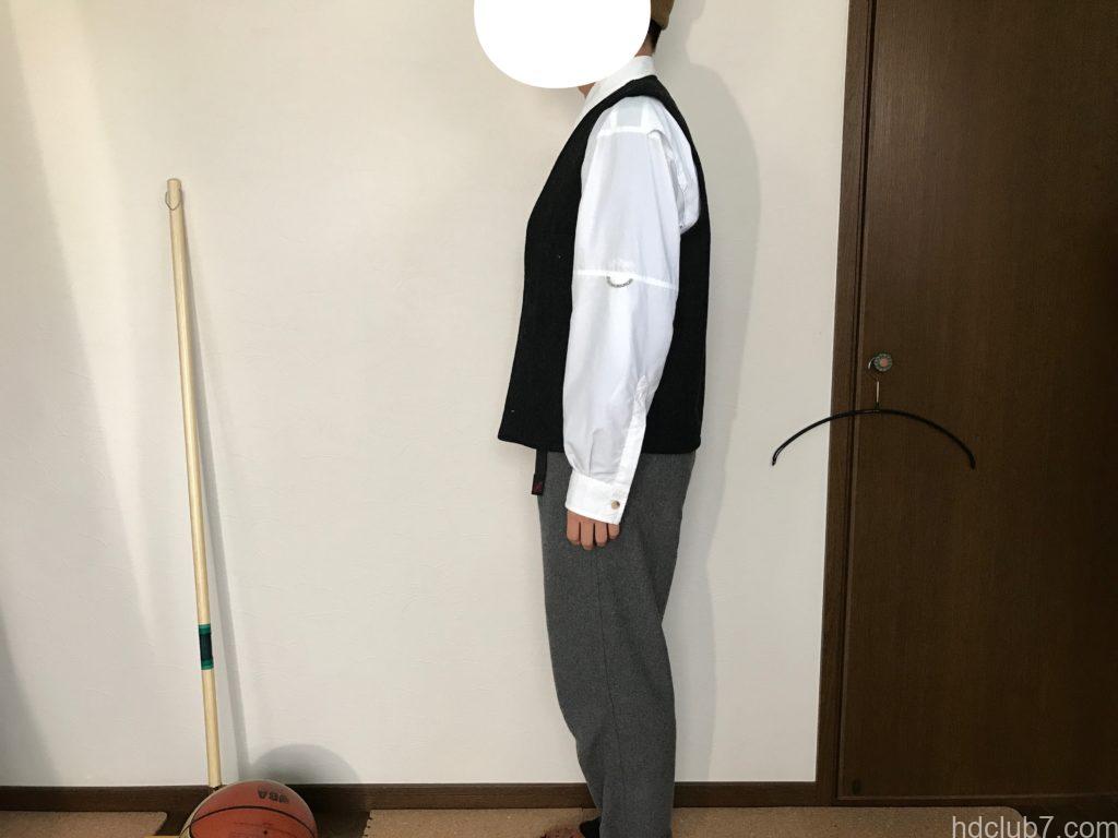 新品のフィルソンのマッキーノウールベスト(XSサイズ)を163cmの男が着たサイズ感