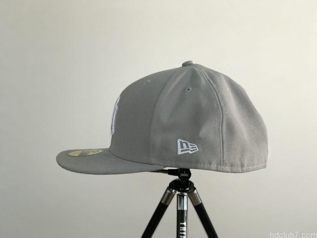 ニューエラのキャップ59fiftyの横