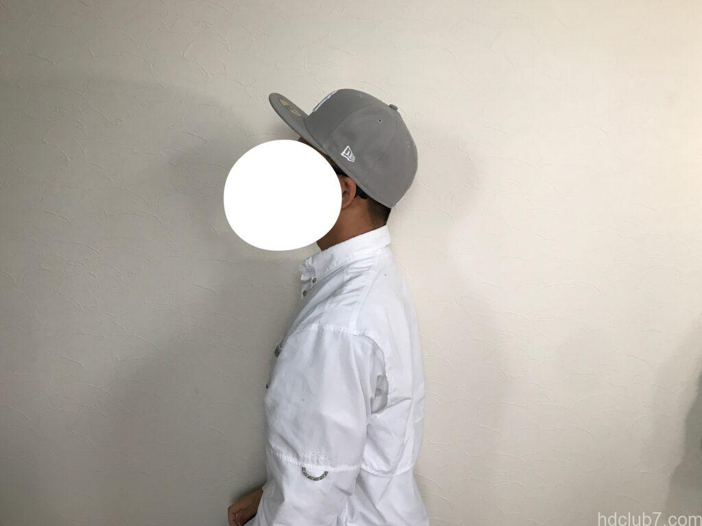 洗濯後のニューエラのキャップ59fiftyを被っている人