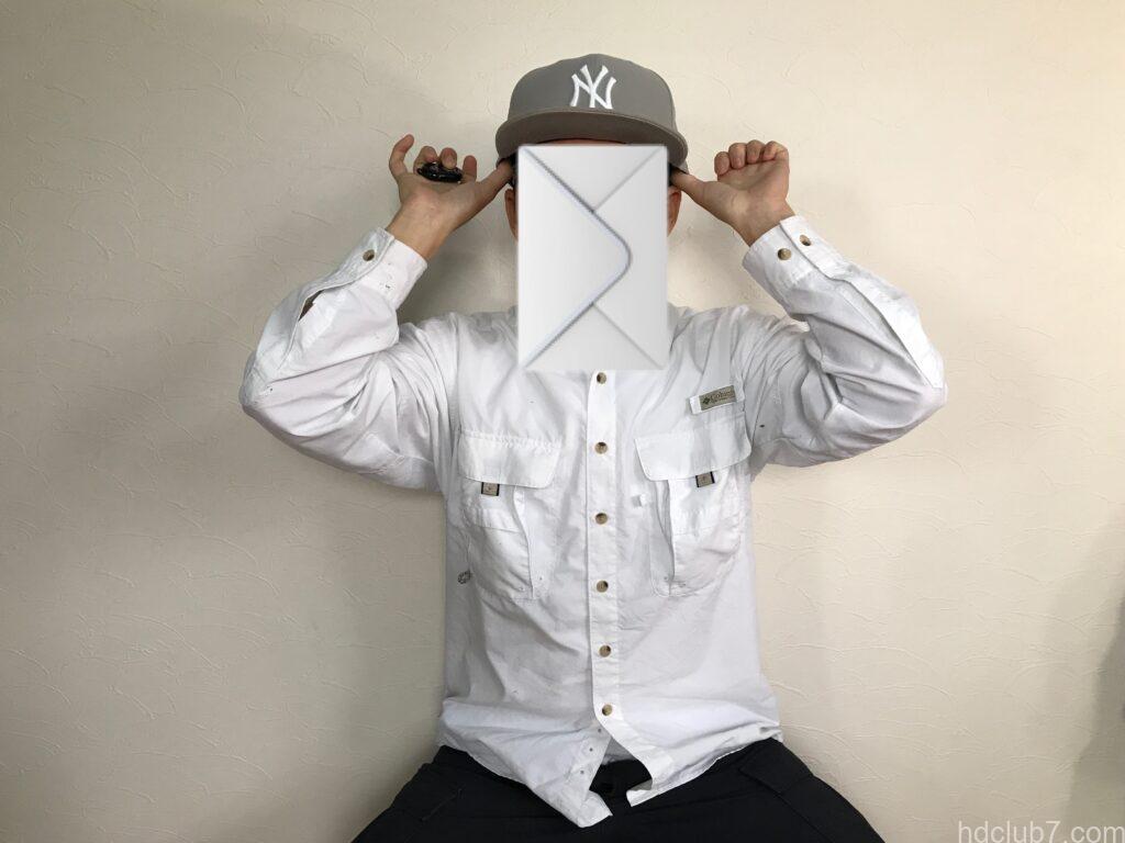 洗濯後のニューエラのキャップ59fiftyを被っている人