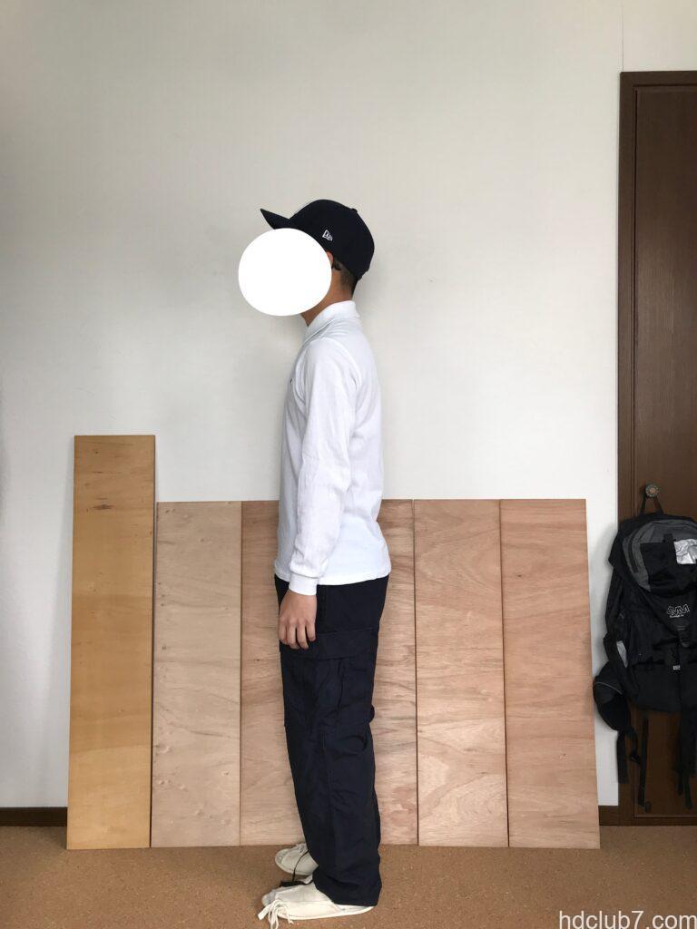 プロッパーのBDUカーゴパンツのネイビーを穿いた人