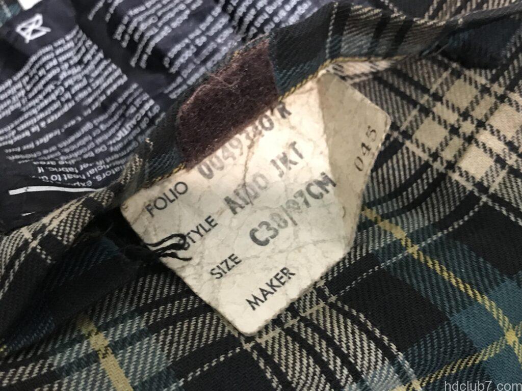 バブアーのビンテージビデイルの製造年がわかる紙タグ